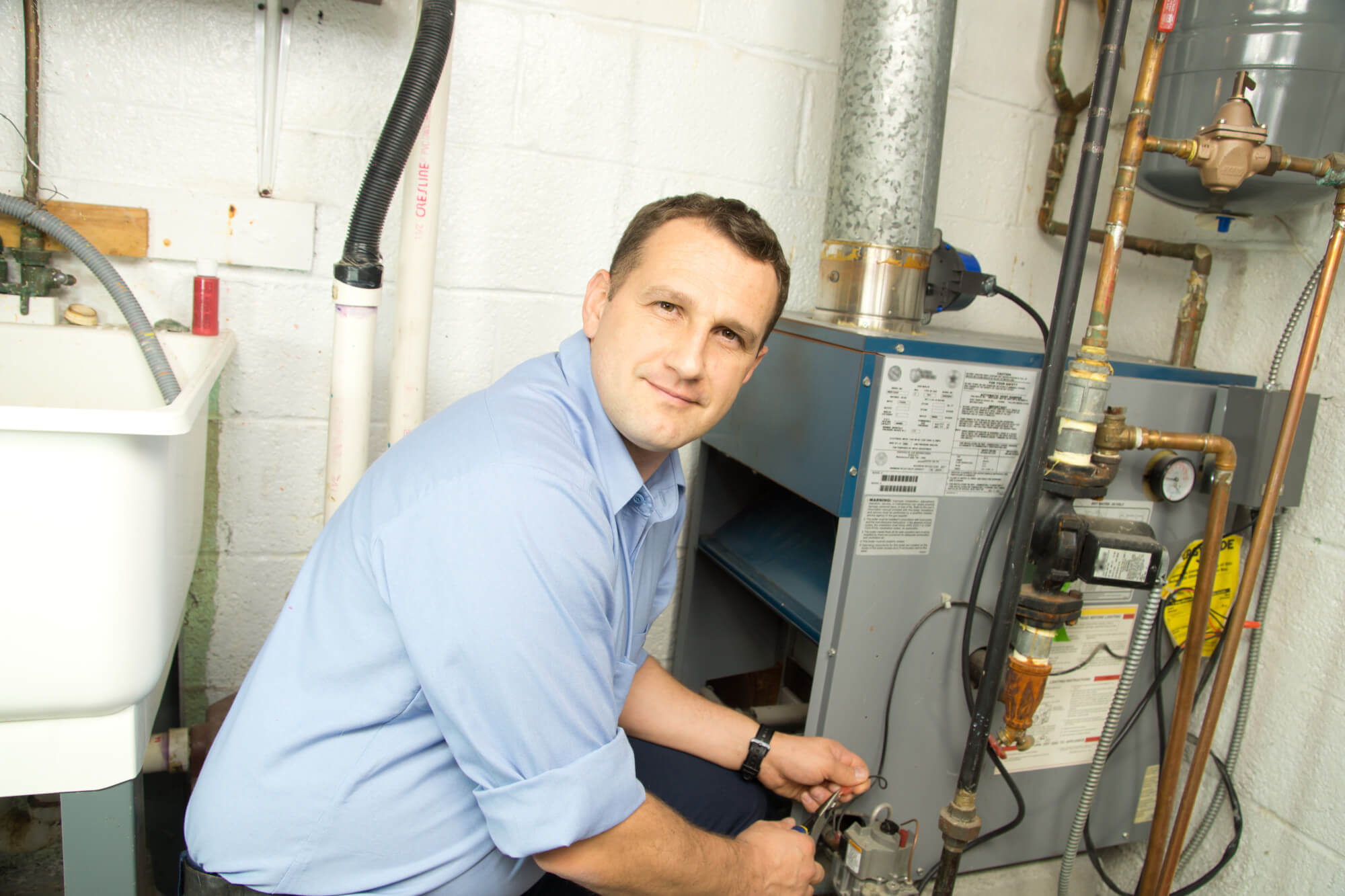8 Ways to Choose the Right Furnace Repair and Replacement Professionals